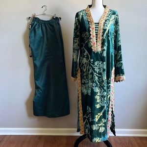 Pakistani, Indian 2 piece velvet, velour shirt with sharara bottoms. New. L